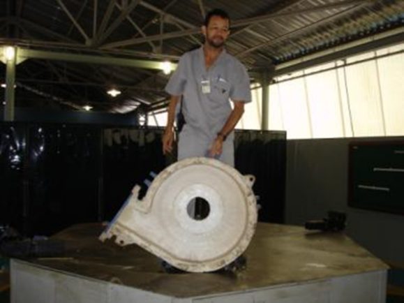 CETARCH technical ceramics factory in Brazil — large pump lined with wear-resistant ceramic